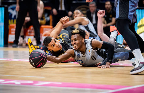 竞技状态的 竞技状态的